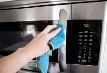 How to Clean a Microwave (3 Ways)