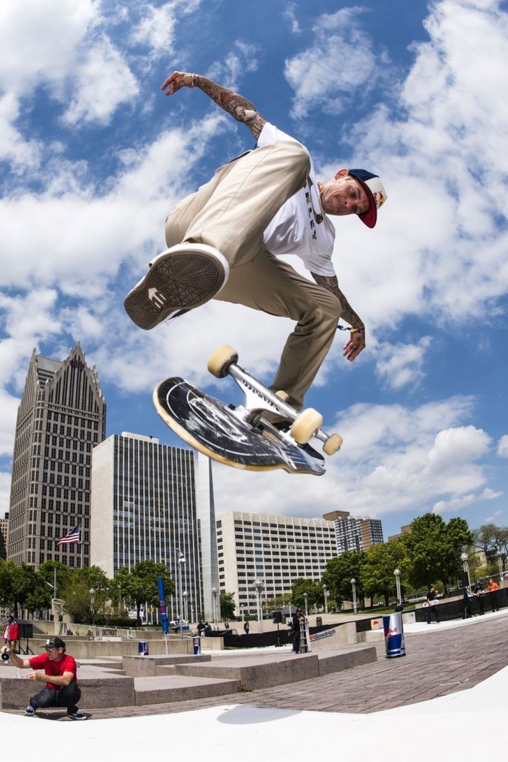 How to laser flip on skateboard